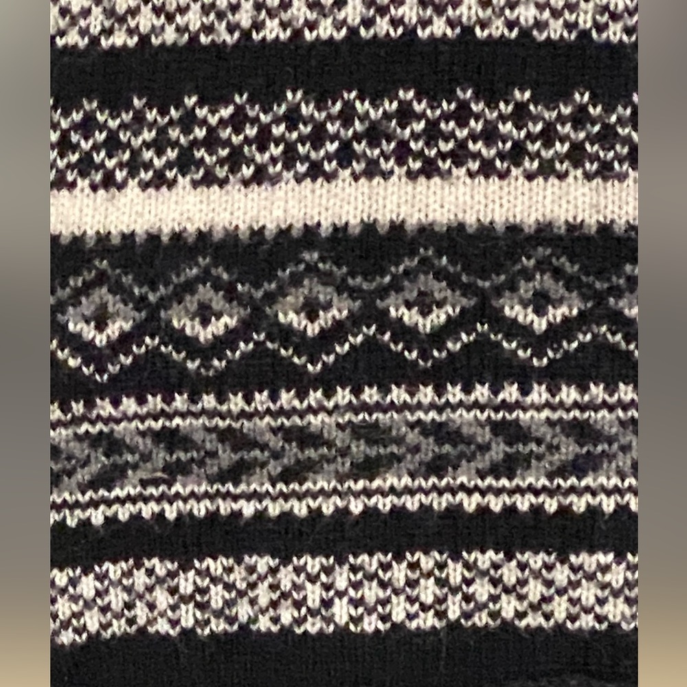 Guess Jeans Black & White Hoodie Sweater- Size M - Picture 3 of 13